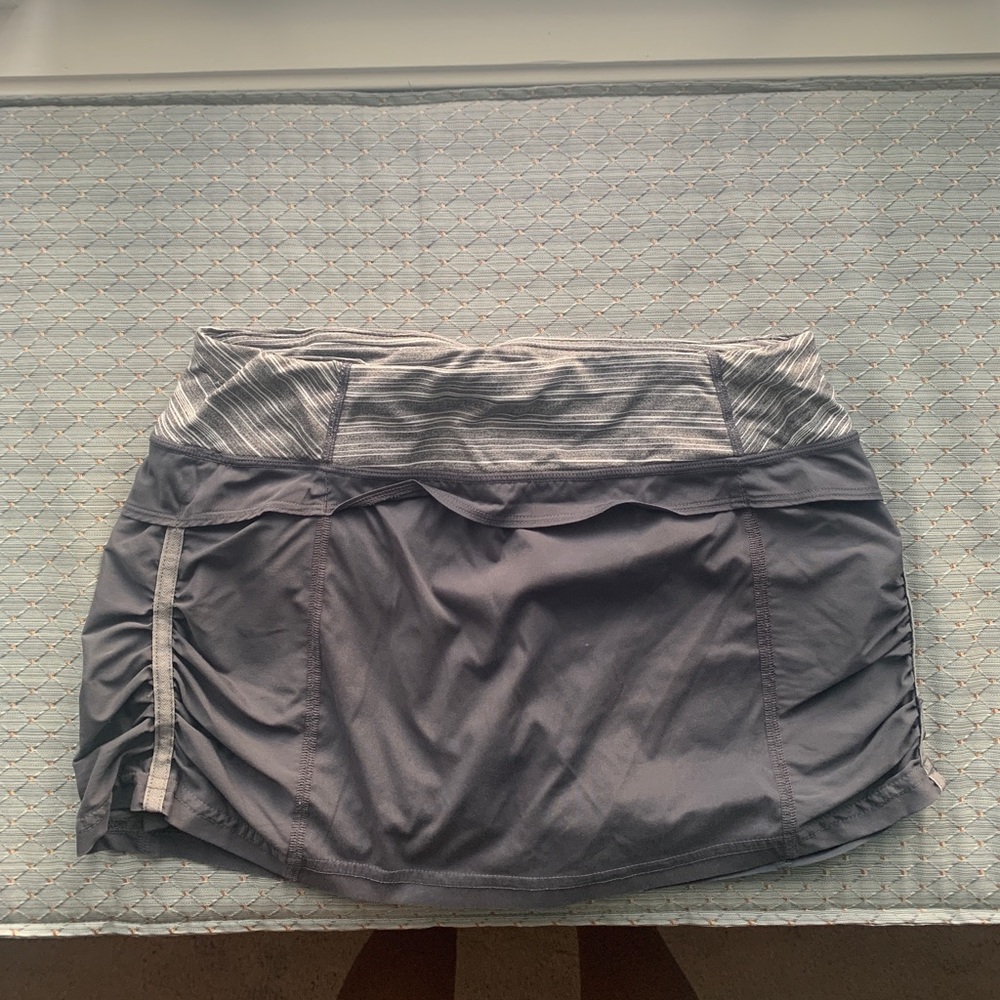 Lululemon Run Jog Skirt Coal Strata Stripe Size 4